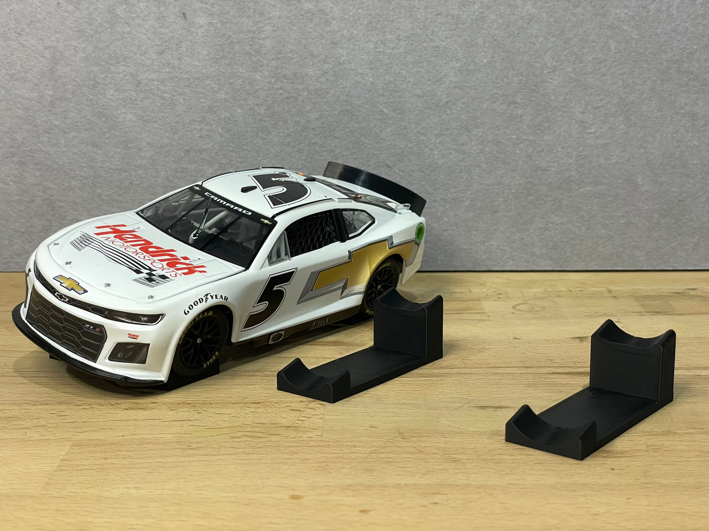 1:24 Scale Model Angled Display Mounts - Suits NASCAR models